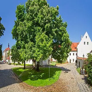 Monastery Hotel Praga 4*,