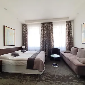 Hotel Royal Plaza, Praga