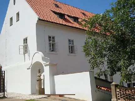 פראג Monastery Hotel