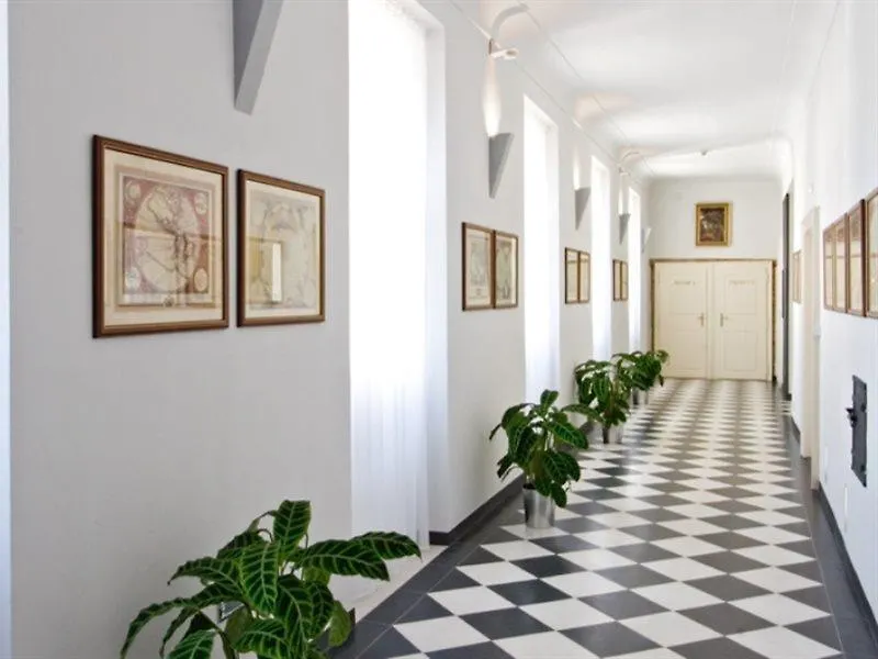 פראג Monastery Hotel