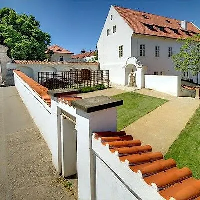 Monastery Hotel Prague 4*,